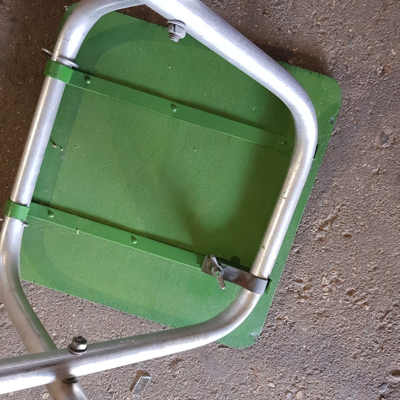 Стул солдатский Стул солдатский